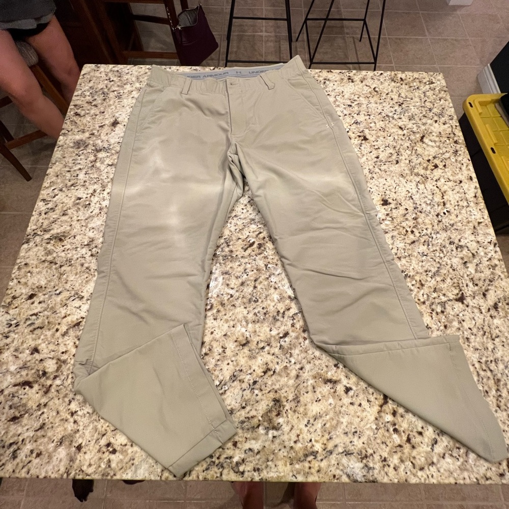 Men’s UA Match Play Pants - 34/30 - Barley - Under Armour
